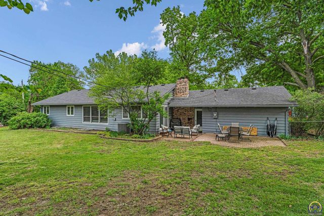 4118 SW Woodbury North CT, Topeka, KS 66606