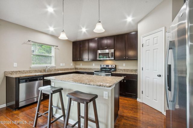 4619 PINE LAKE Drive, Middleburg, FL 32068