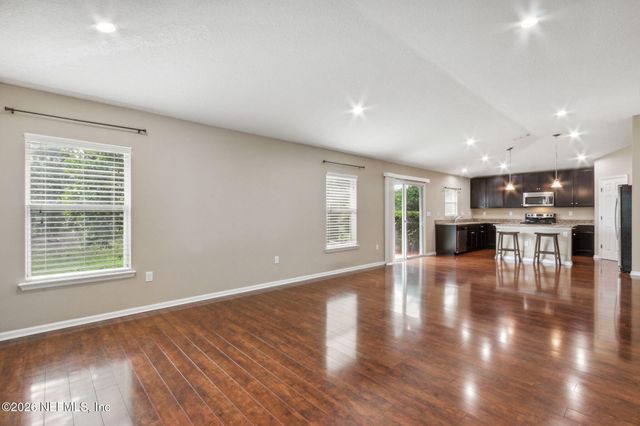 4619 PINE LAKE Drive, Middleburg, FL 32068