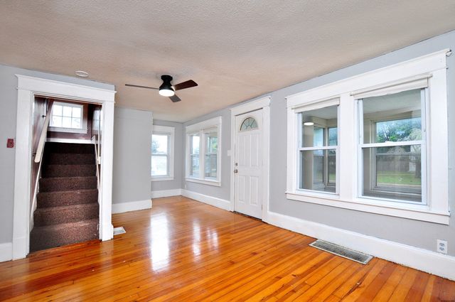 834 East St, Ludlow, MA 01056