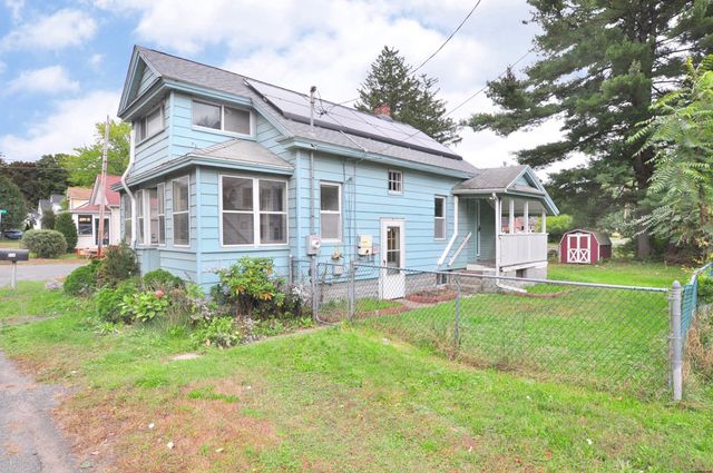 834 East St, Ludlow, MA 01056