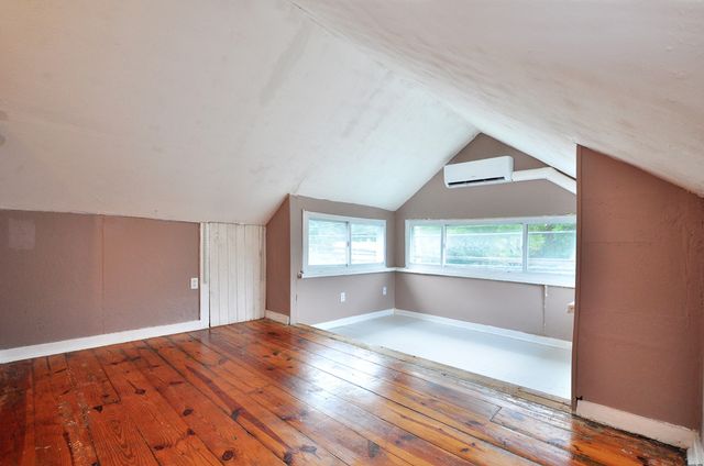 834 East St, Ludlow, MA 01056