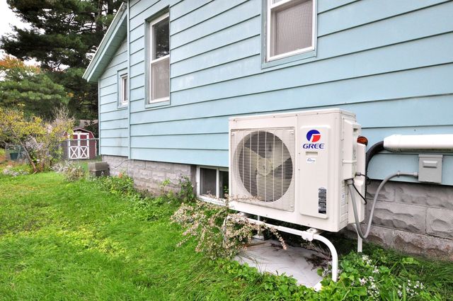 834 East St, Ludlow, MA 01056