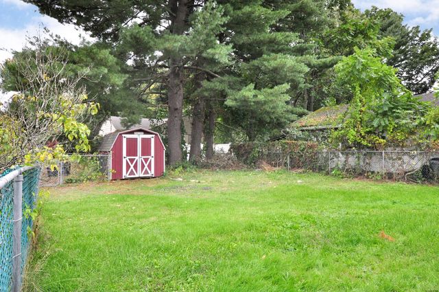 834 East St, Ludlow, MA 01056