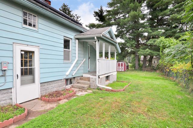 834 East St, Ludlow, MA 01056