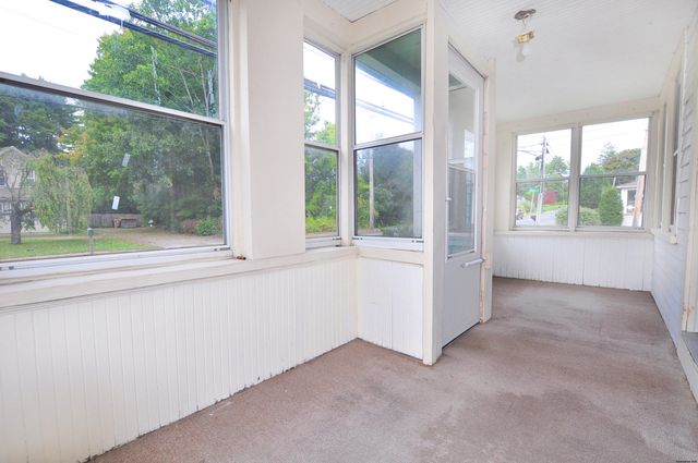 834 East St, Ludlow, MA 01056