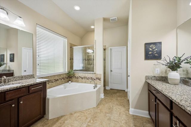 8126 Sweet Gardens Court, Cypress, TX 77433