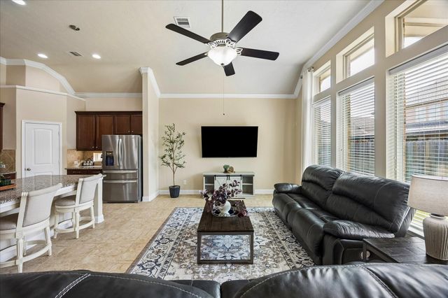 8126 Sweet Gardens Court, Cypress, TX 77433