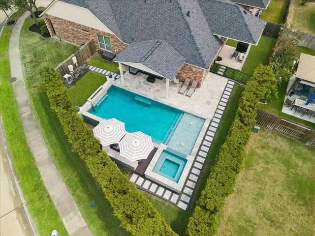 8126 Sweet Gardens Court, Cypress, TX 77433