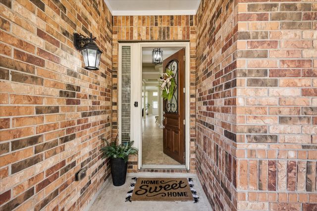 8126 Sweet Gardens Court, Cypress, TX 77433