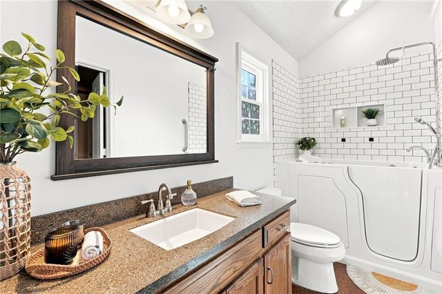 16403 Hinkle Avenue, Belton, MO 64012