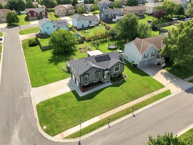 16403 Hinkle Avenue, Belton, MO 64012