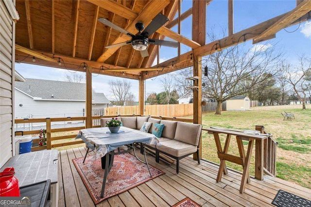 22 Valley Creek Drive SW, Cartersville, GA 30120