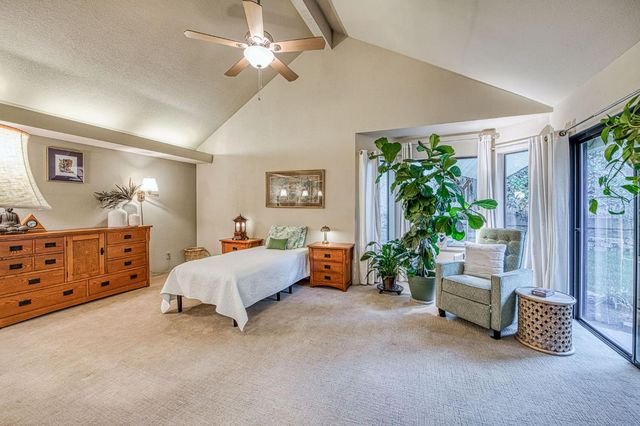 6568 N Farris Avenue, Fresno, CA 93711