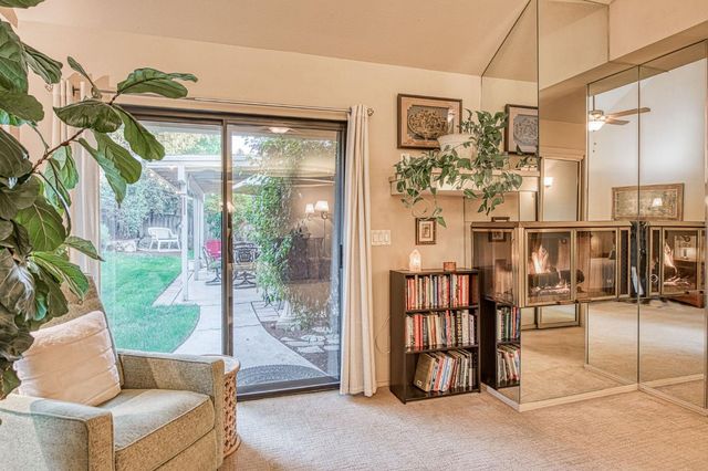 6568 N Farris Avenue, Fresno, CA 93711