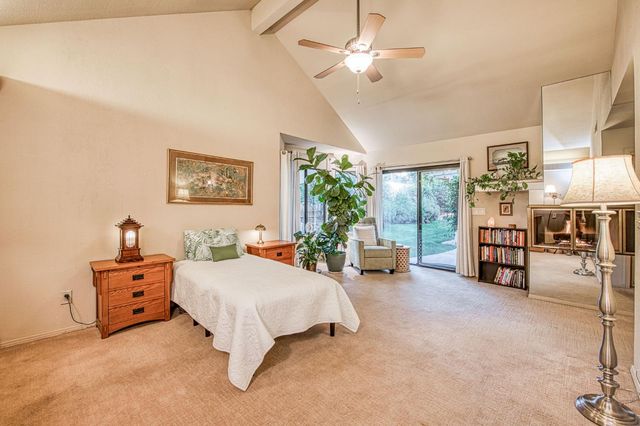 6568 N Farris Avenue, Fresno, CA 93711
