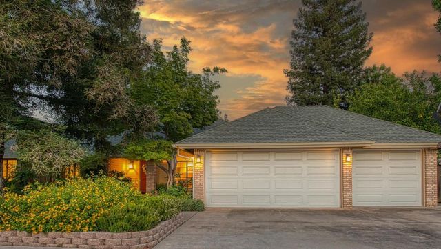 6568 N Farris Avenue, Fresno, CA 93711