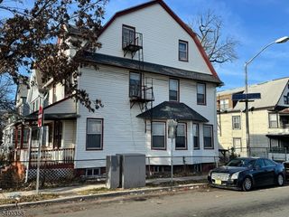 278 William St, East Orange City, NJ 07017