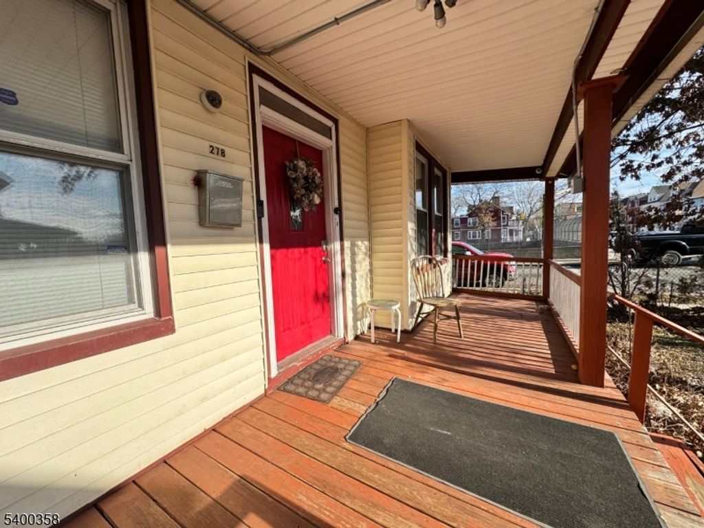 278 William St, East Orange City, NJ 07017 — photo 3