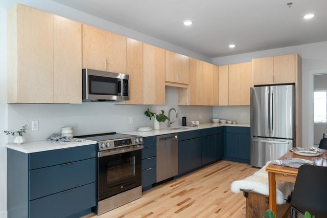 41 Adams Street, Burlington, VT 05401