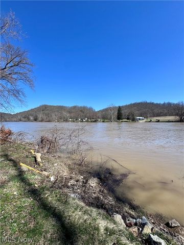 1500 S Riverview Road, Malta, OH 43758