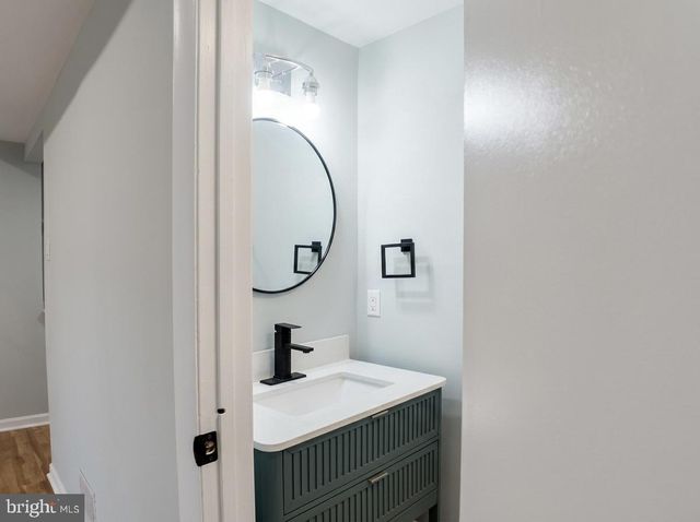 21 NEVES CT, Baltimore, MD 21234