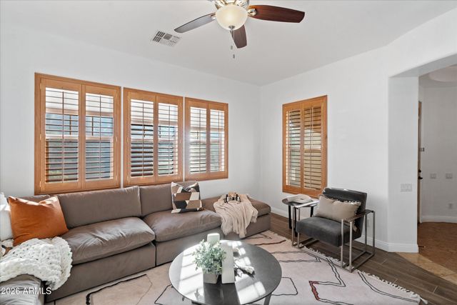 25609 N 55th Drive, Phoenix, AZ 85083