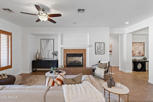 25609 N 55th Drive, Phoenix, AZ 85083