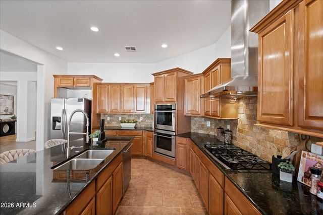 25609 N 55th Drive, Phoenix, AZ 85083