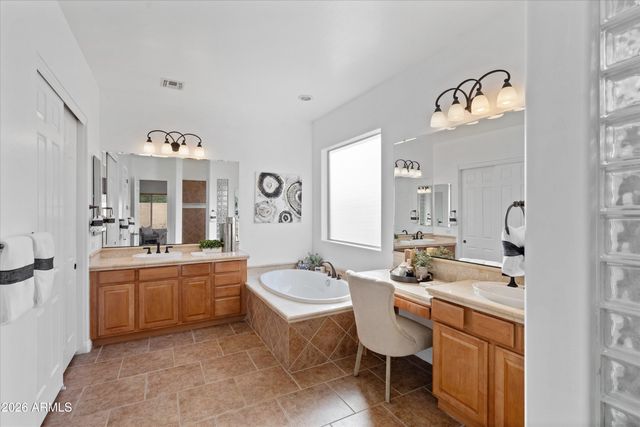 25609 N 55th Drive, Phoenix, AZ 85083
