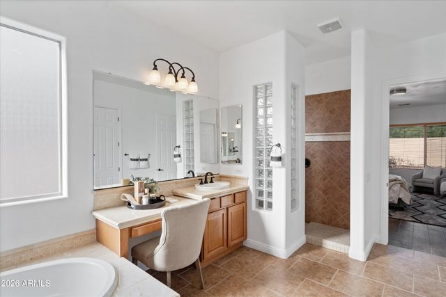 25609 N 55th Drive, Phoenix, AZ 85083