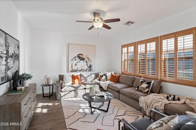 25609 N 55th Drive, Phoenix, AZ 85083