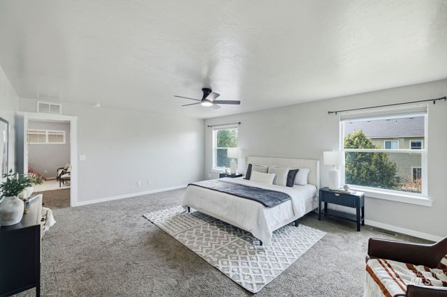 401 E Joshua Tree Dr, Meridian, ID 83646