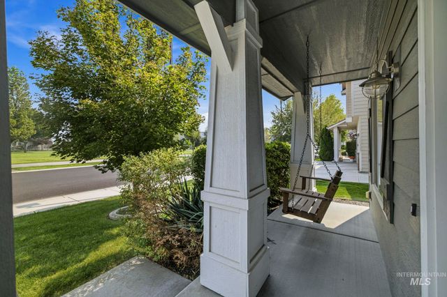 401 E Joshua Tree Dr, Meridian, ID 83646