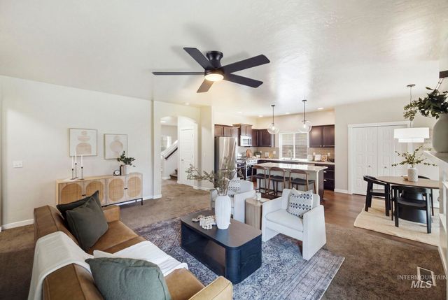401 E Joshua Tree Dr, Meridian, ID 83646