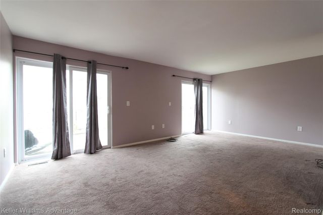 24667 Bashian Drive, Novi, MI 48375