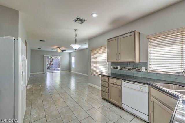 2815 Sapphire Desert Drive, Henderson, NV 89052