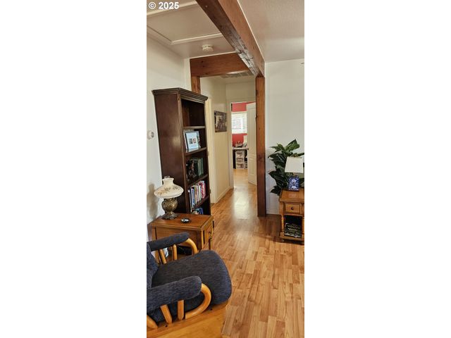 524 AZALEA Dr, Elkton, OR 97436