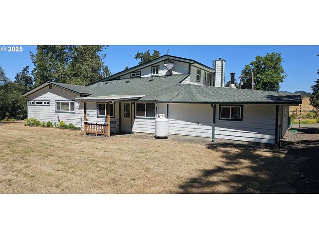 524 AZALEA Dr, Elkton, OR 97436