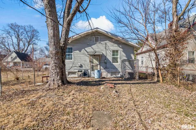 2160 S 14TH Street, Springfield, IL 62703