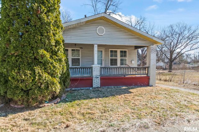 2160 S 14TH Street, Springfield, IL 62703
