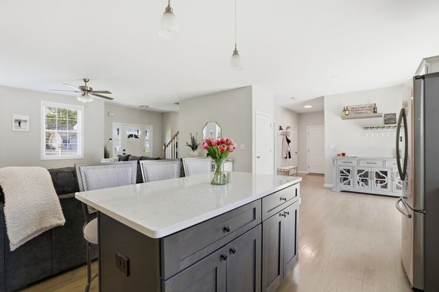 119 Westwood Drive, Nashua, NH 03062