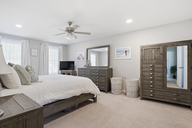 119 Westwood Drive, Nashua, NH 03062