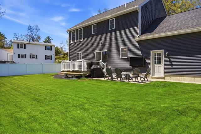 119 Westwood Drive, Nashua, NH 03062