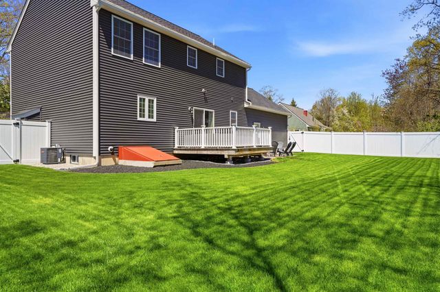 119 Westwood Drive, Nashua, NH 03062