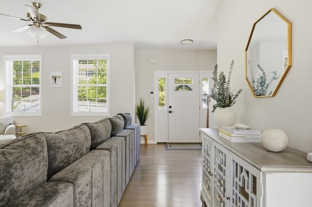 119 Westwood Drive, Nashua, NH 03062