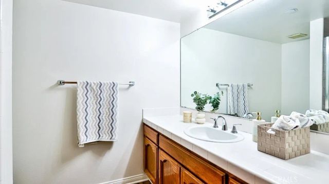 17200 Newhope, Fountain Valley, CA 92708