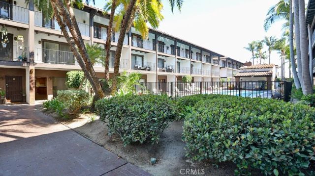 17200 Newhope, Fountain Valley, CA 92708