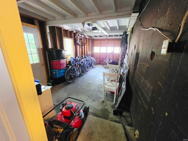 271 E Sunset Lane, West Lafayette, IN 47906