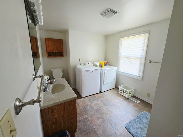 271 E Sunset Lane, West Lafayette, IN 47906